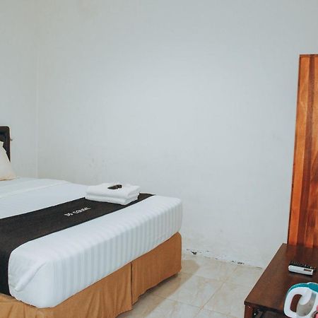 Auberge de jeunesse DS CoLive Layur Kota Lama à Semarang Extérieur photo